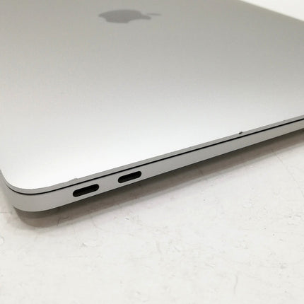 MacBook Air M1 / 13インチ / 2020 / 16GB / 512GB / シルバー / ランク:B / MGNA3J/A / 【中古品管理番号:41308】
