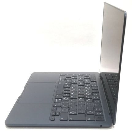 MacBook Air M2 / 13インチ / 2022 / 8GB / 256GB / ミッドナイト / ランク:B / MLY33J/A / 【中古品管理番号:41313】