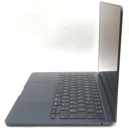 MacBook Air M4 / 13インチ / 2025 / 16GB / 256GB / ミッドナイト / ランク:B / MW123J/A / 【中古品管理番号:41316】