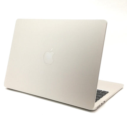 MacBook Air M2 / 13インチ / 2022(2024) / 16GB / 256GB / スターライト / ランク:A / MC7W4J/A / 【中古品管理番号:41318】