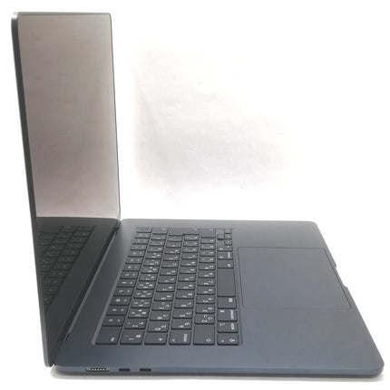 MacBook Air M2 / 15インチ / 2023 / 8GB / 256GB / ミッドナイト / ランク:B / MQKW3J/A / 【中古品管理番号:41335】