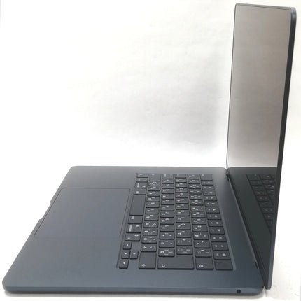 MacBook Air M2 / 15インチ / 2023 / 8GB / 256GB / ミッドナイト / ランク:B / MQKW3J/A / 【中古品管理番号:41335】