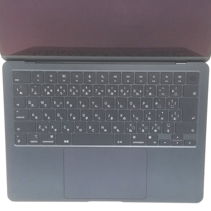 MacBook Air M2 / 13インチ / 2022 / 8GB / 256GB / ミッドナイト / ランク:B / MLY33J/A / 【中古品管理番号:41343】