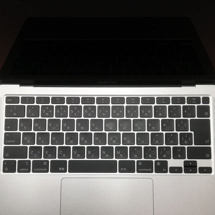 MacBook Air M1 / 13インチ / Mid2020 / 8GB / 256GB / シルバー / ランク:B / MGN93J/A / 【中古品管理番号:41360】