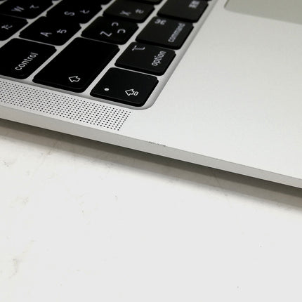 MacBook Air M1 / 13インチ / Mid2020 / 8GB / 256GB / シルバー / ランク:B / MGN93J/A / 【中古品管理番号:41369】