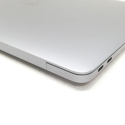 MacBook Air M1 / 13インチ / Mid2020 / 8GB / 256GB / スペースグレイ / ランク:B / MGN63J/A / 【中古品管理番号:41373】