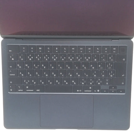 MacBook Air M4 / 13インチ / 2025 / 16GB / 256GB / ミッドナイト / ランク:B / MW123J/A / 【中古品管理番号:41425】