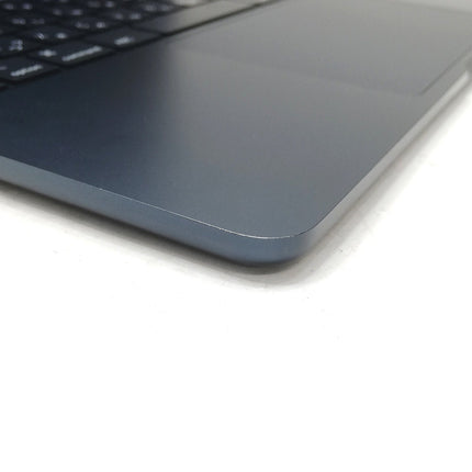 MacBook Air M4 / 13インチ / 2025 / 16GB / 256GB / ミッドナイト / ランク:B / MW123J/A / 【中古品管理番号:41429】