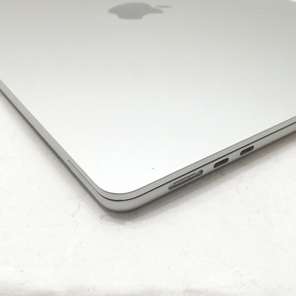 MacBook Air M2 / 15インチ / 2023 / 8GB / 512GB / シルバー / ランク:C / MQKT3J/A / 【中古品管理番号:41455】