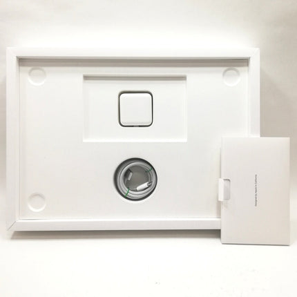 MacBook Air M2 / 15インチ / 2023 / 8GB / 512GB / シルバー / ランク:C / MQKT3J/A / 【中古品管理番号:41455】