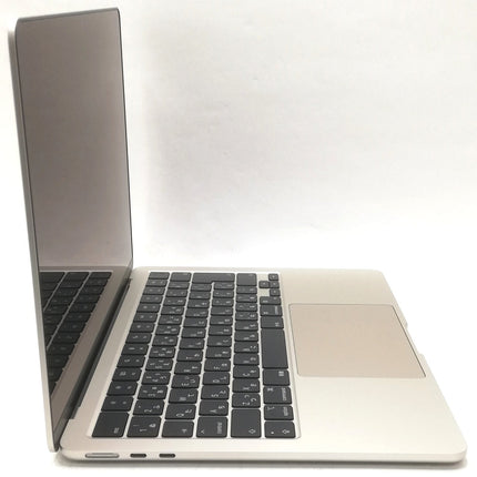 MacBook Air M2 / 13インチ / 2022(2024) / 16GB / 256GB / スターライト / ランク:A / MC7W4J/A / 【中古品管理番号:41456】