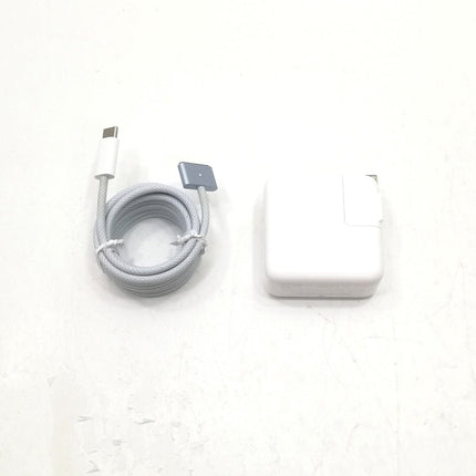 MacBook Air M4 / 13インチ / 2025 / 16GB / 256GB / スカイブルー / ランク:C / MC6T4J/A / 【中古品管理番号:41497】