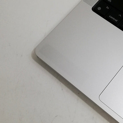 MacBook Pro M2Pro / 14インチ / 2023 / 16GB / 512GB / シルバー / ランク:C / MPHH3J/A / 【中古品管理番号:41506】