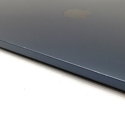 MacBook Air M2 / 13インチ / 2022 / 8GB / 256GB / ミッドナイト / ランク:B / MLY33J/A / 【中古品管理番号:41514】