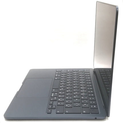 MacBook Air M2 / 13インチ / 2022 / 8GB / 256GB / ミッドナイト / ランク:B / MLY33J/A / 【中古品管理番号:41514】