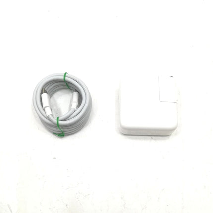 MacBook Air M1 / 13インチ / Mid2020 / 8GB / 256GB / ゴールド / ランク:B / MGND3J/A / 【中古品管理番号:41537】