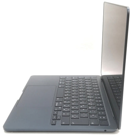 MacBook Air M2 / 13インチ / 2022 / 8GB / 256GB / ミッドナイト / ランク:B / MLY33J/A / 【中古品管理番号:41541】