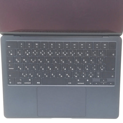 MacBook Air M2 / 13インチ / 2022 / 16GB / 256GB / ミッドナイト / ランク:B / MLY33J/A / 【中古品管理番号:41543】