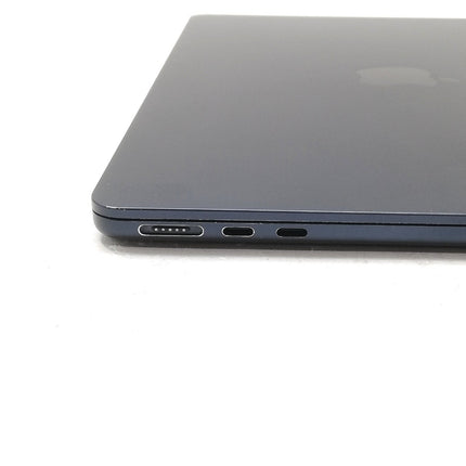 MacBook Air M2 / 13インチ / 2022 / 8GB / 256GB / ミッドナイト / ランク:C / MLY33J/A / A2681 【中古品管理番号:41552】