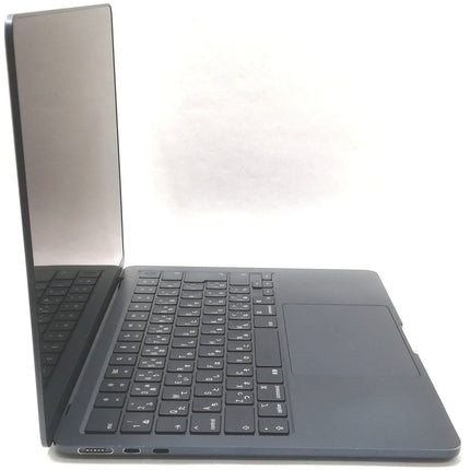 MacBook Air M2 / 13インチ / 2022 / 8GB / 256GB / ミッドナイト / ランク:C / MLY33J/A / A2681 【中古品管理番号:41552】
