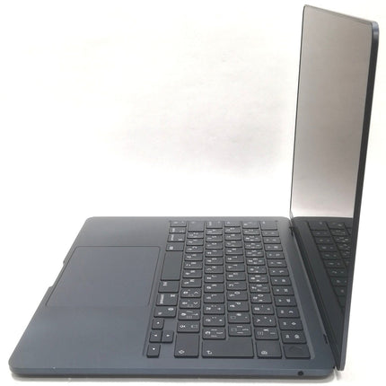 MacBook Air M2 / 13インチ / 2022 / 8GB / 256GB / ミッドナイト / ランク:C / MLY33J/A / A2681 【中古品管理番号:41552】