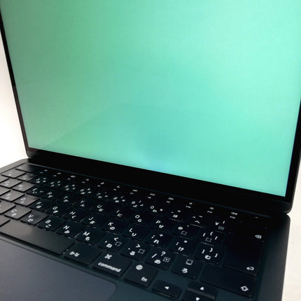MacBook Air M2 / 13インチ / 2022 / 8GB / 256GB / ミッドナイト / ランク:C / MLY33J/A / A2681 【中古品管理番号:41552】