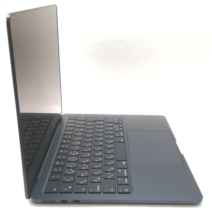 MacBook Air M3 / 13インチ / 2024 / 8GB / 256GB / ミッドナイト / ランク:A / MRXV3J/A / 【中古品管理番号:41570】