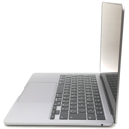 MacBook Air M2 / 13インチ / 2022 / 8GB / 256GB / スペースグレイ / ランク:C / MLXW3J/A / A2681 【中古品管理番号:41647】