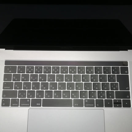 【週末限定特価】MacBook Pro Touch Bar / 15インチ / 2018 / 16GB / 256GB / スペースグレイ / ランク:C / MR932J/A / 【中古品管理番号:41648】