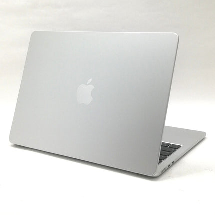 MacBook Air M4 / 13インチ / 2025 / 16GB / 256GB / シルバー / ランク:A / MW0W3J/A / 【中古品管理番号:41651】