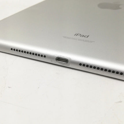 iPad 第9世代 Wi-Fi / 10.2インチ / 2021 / 64GB / シルバー / ランク:D / MK2L3J/A / A2602 【中古品管理番号:41675】