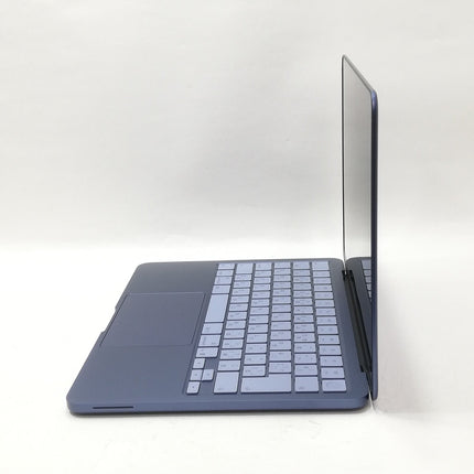 MacBook Neo / 13インチ / 2026 / 8GB / 512GB / インディゴ / ランク:A / MHFG4J/A / 【中古品管理番号:41791】