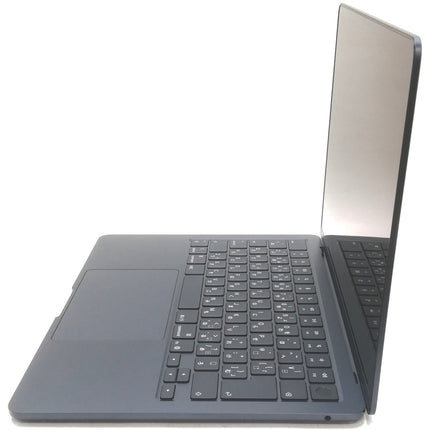 MacBook Air M4 / 13インチ / 2025 / 16GB / 256GB / ミッドナイト / ランク:A / MW123J/A / A3240 【中古品管理番号:41799】