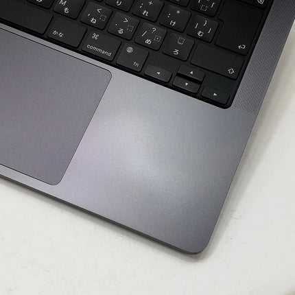 MacBook Pro M4 / 14インチ / 2024 / 16GB / 512GB / スペースブラック / ランク:D / MW2U3J/A / 【中古品管理番号:41826】
