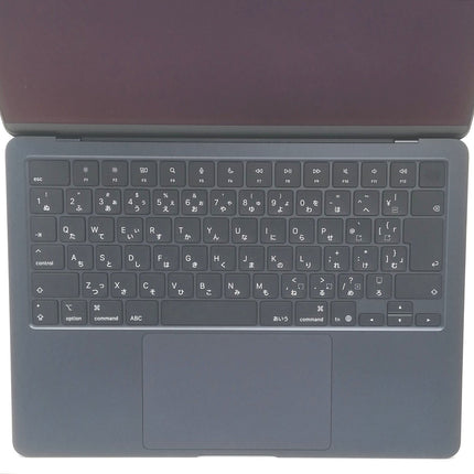 MacBook Air M4 / 13インチ / 2025 / 16GB / 256GB / ミッドナイト / ランク:A / MW123J/A / A3240 【中古品管理番号:41839】