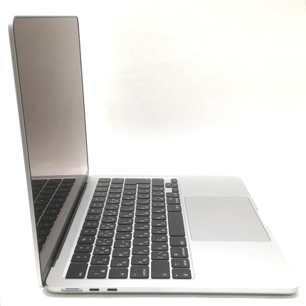 MacBook Air M4 / 13インチ / 2025 / 16GB / 256GB / シルバー / ランク:A / MW0W3J/A / 【中古品管理番号:41864】