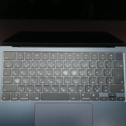 【販売強化プライス！】MacBook Air M2 / 13インチ / 2022 / 8GB / 256GB / ミッドナイト / ランク:C / MLY33J/A / A2681 【中古品管理番号:41875】