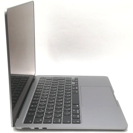 MacBook Air M2 / 13インチ / 2022 / 8GB / 512GB / スペースグレイ / ランク:B / MLXX3J/A / A2681 【中古品管理番号:41884】