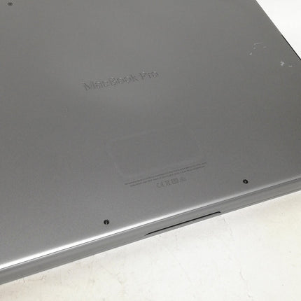 MacBook Pro M1 Pro / 14インチ / 2021 / 32GB / 1TB / スペースグレイ / ランク:C / MKGQ3J/A / 【中古品管理番号:41892】