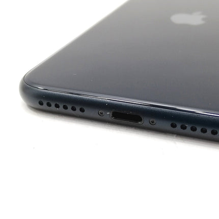 【ピックアップセール！】iPhone SE 第3世代 / 2022 / 64GB / ミッドナイト / au版SIMフリー / ランク:C / MMYC3J/A / A2782 【中古品管理番号:41957】