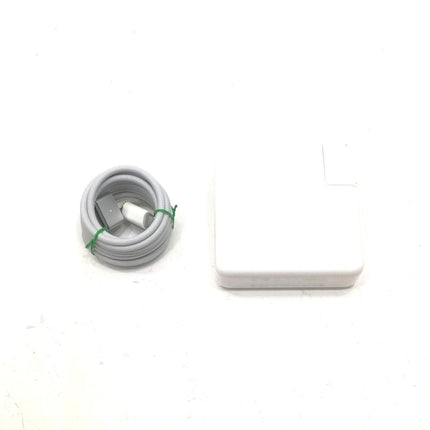 MacBook Pro M2 Pro / 14インチ / 2023 / 32GB / 1TB / スペースグレイ / ランク:C / MPHF3J/A / 【中古品管理番号:41986】