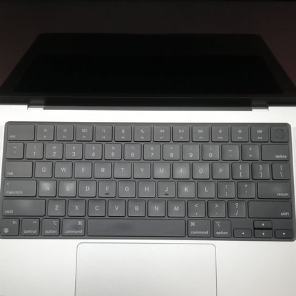 MacBook Pro M3 Pro / 14インチ / Nov 2023 / 36GB / 1TB / シルバー / ランク:B / MRX63J/A / 【中古品管理番号:42000】