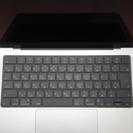 MacBook Pro M3 Pro / 14インチ / Nov 2023 / 36GB / 1TB / シルバー / ランク:B / MRX63J/A / 【中古品管理番号:42029】