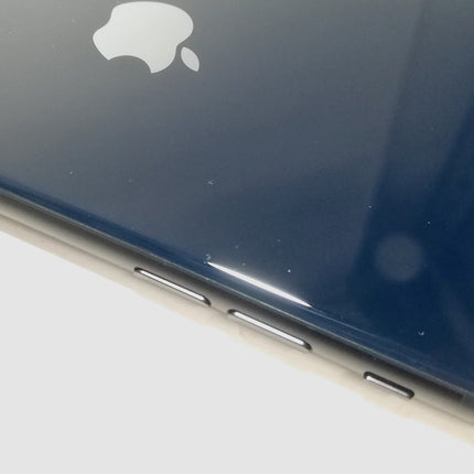 【ピックアップセール！】iPhone SE 第3世代 / 2022 / 64GB / ミッドナイト / au版SIMフリー / ランク:C / MMYC3J/A / A2782 【中古品管理番号:42167】