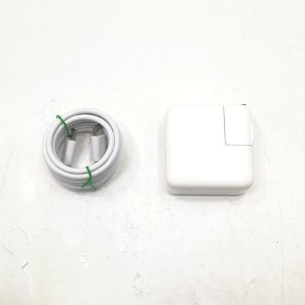 MacBook Air M1 / 13インチ / 2020 / 16GB / 512GB / シルバー / ランク:D / MGNA3J/A / A2337 【中古品管理番号:42195】