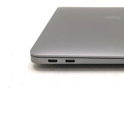 MacBook Air M1 / 13インチ / 2020 / 8GB / 256GB / スペースグレイ / ランク:C / MGN63J/A / A2337 【中古品管理番号:42296】