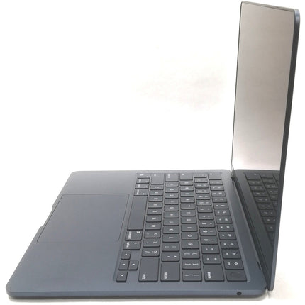 MacBook Air M2 / 13インチ / 2022 / 16GB / 512GB / ミッドナイト / ランク:C / MLY33J/A / A2681 【中古品管理番号:42300】