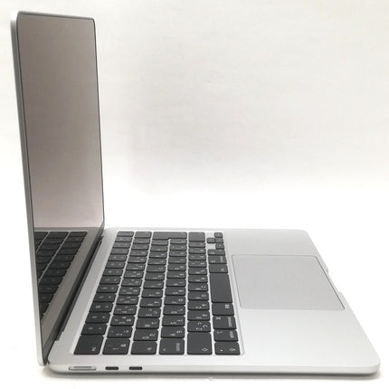 MacBook Air M2 / 13インチ / 2022 / 8GB / 512GB / シルバー / ランク:A / MLY03J/A / A2681 【中古品管理番号:42319】