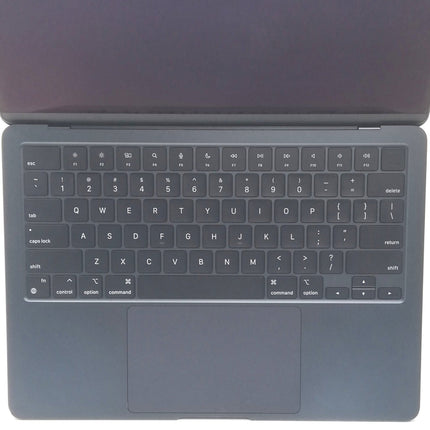 MacBook Air M2 / 13インチ / 2022 / 16GB / 256GB / ミッドナイト / ランク:C / MLY33J/A / A2681 【中古品管理番号:42345】
