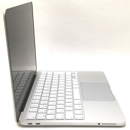 MacBook Neo A18 Pro / 13インチ / 2026 / 8GB / 512GB / シルバー / ランク:A / MHFC4J/A / A3404 【中古品管理番号:42348】